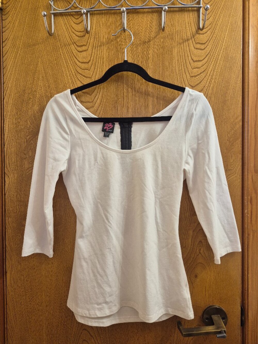 Bebe White Open Back 3/4 Sleeve Top Size S